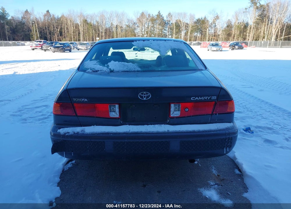 2001 TOYOTA CAMRY LE VIN: 4T1BG22K51U786222