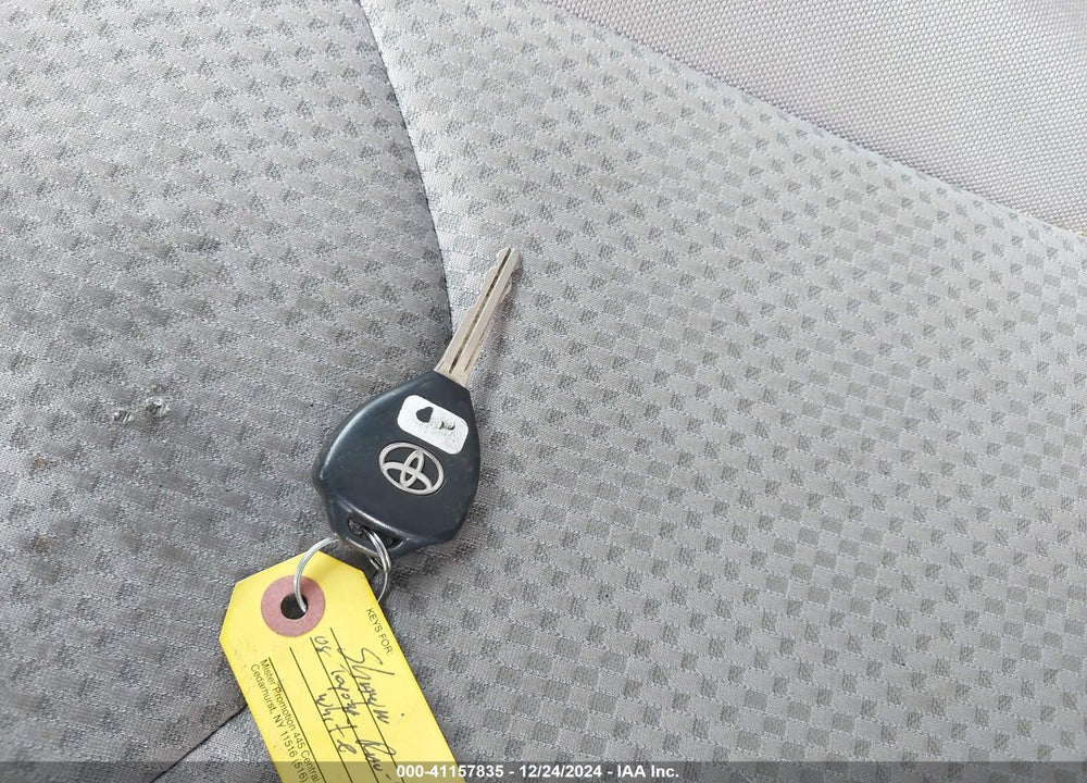 2008 TOYOTA RAV4 BASE V6 VIN: JTMBK33V986037679