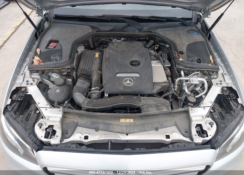 2018 MERCEDES-BENZ E 300 VIN: WDDZF4JB9JA294092
