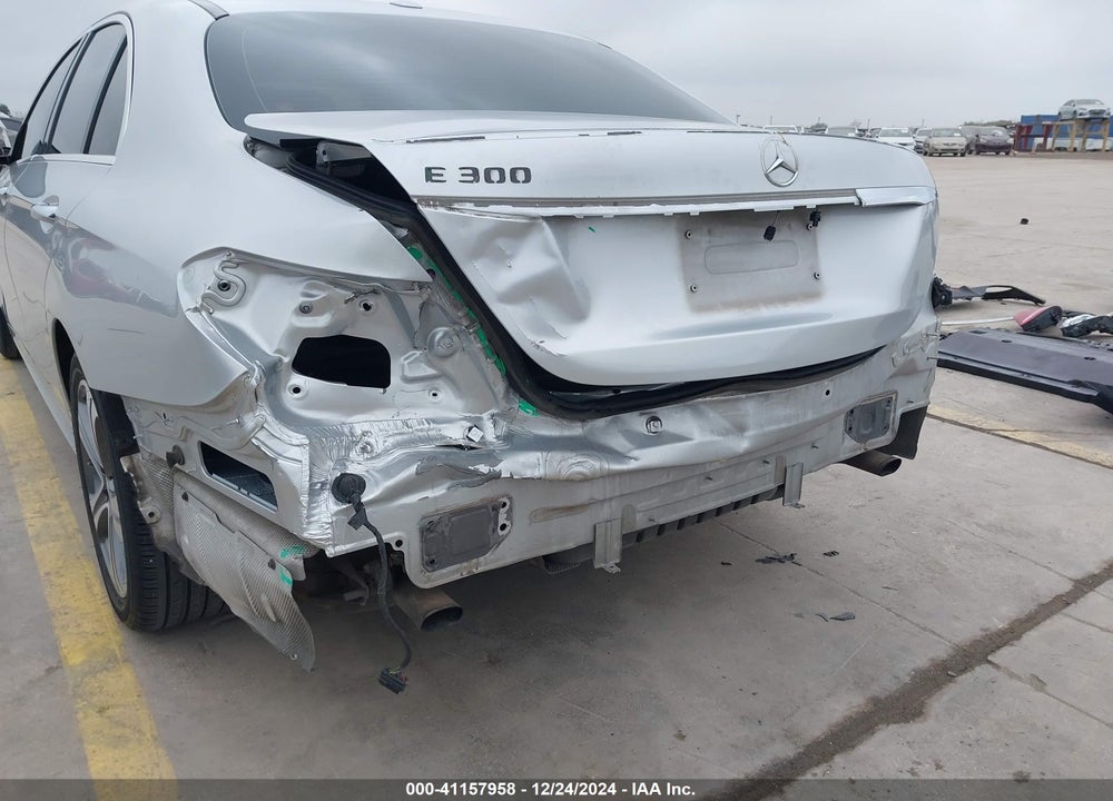 2018 MERCEDES-BENZ E 300 VIN: WDDZF4JB9JA294092