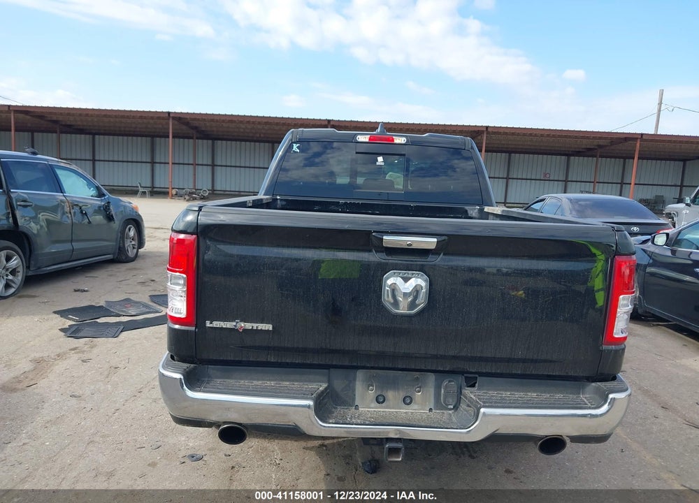 2019 RAM 1500 VIN: 1C6RREBT9KN568231