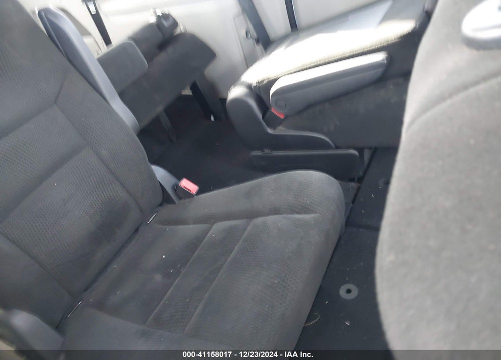 2015 DODGE GRAND CARAVAN VIN: 2C4RDGCG0FR745097