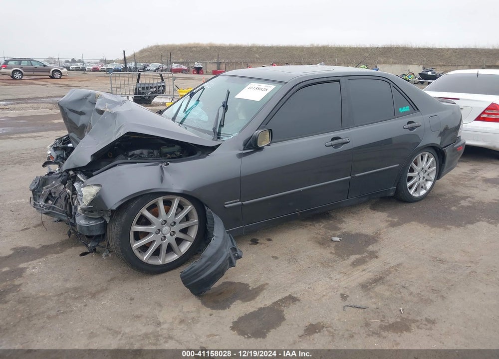 2003 LEXUS IS 300 BASE W/5-SPEED MANUAL VIN: JTHBD192930075709