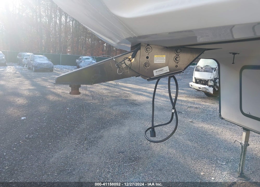 2019 FOREST RIVER CHAPARRAL VIN: 5ZT3CH2B0KA321484