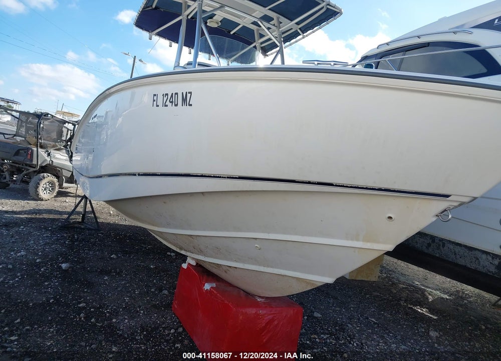 2005 BOSTON WHALER OTHER VIN: BWCE2893E505