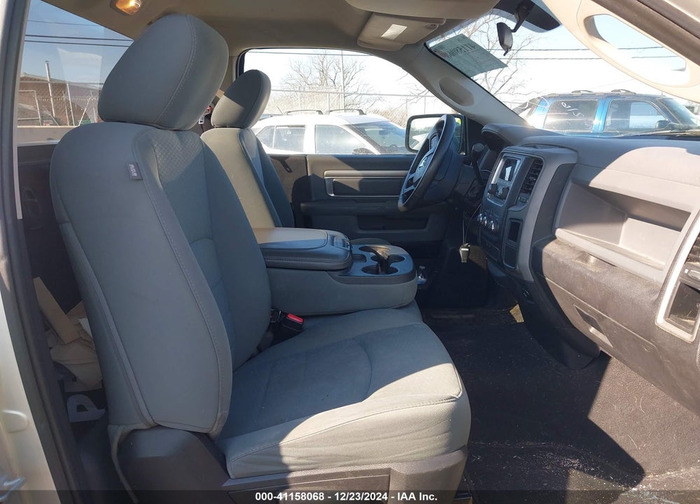 2014 RAM 1500 VIN: 3C6JR6AT8EG121830