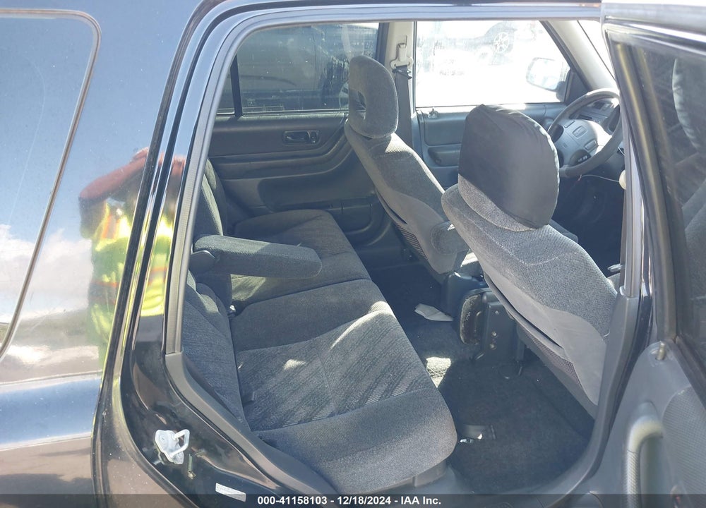 2001 HONDA CR-V LX VIN: JHLRD28491S000943