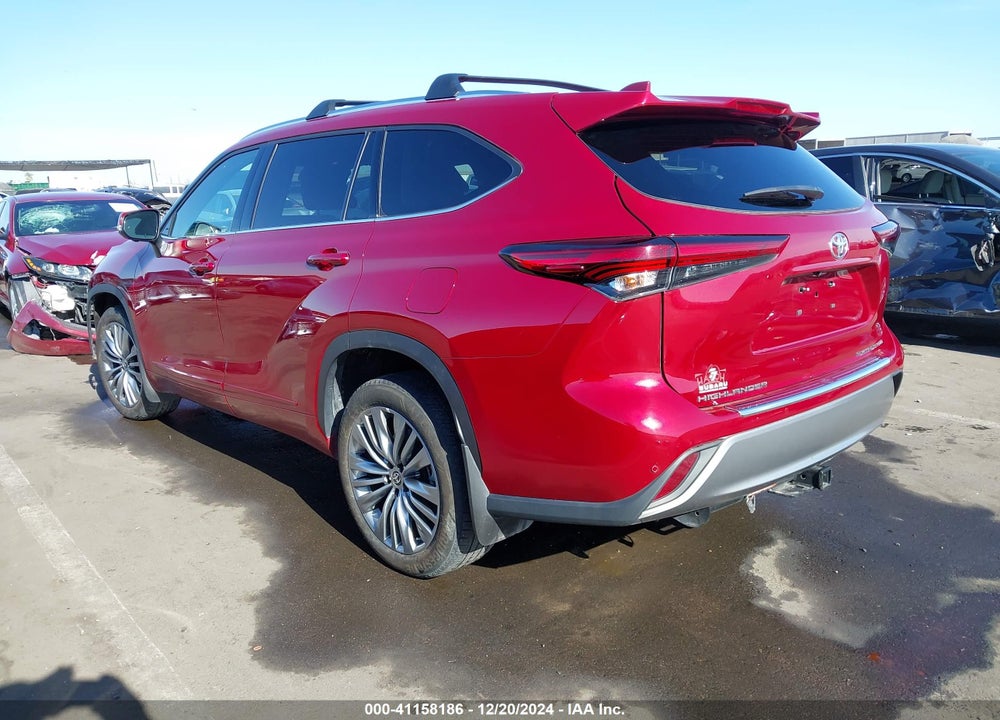 2023 TOYOTA HIGHLANDER PLATINUM VIN: 5TDKDRBHXPS001202