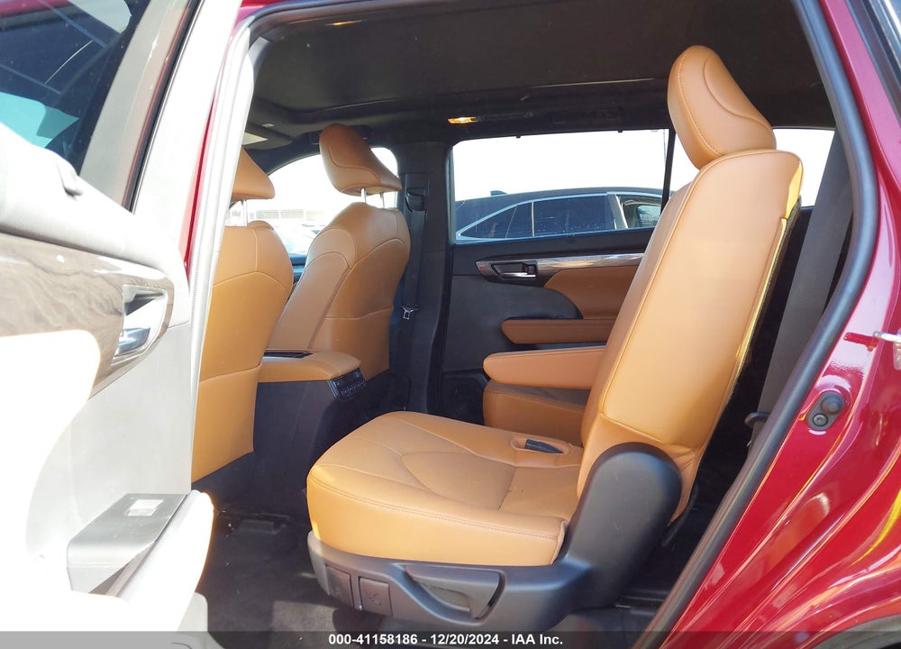2023 TOYOTA HIGHLANDER PLATINUM VIN: 5TDKDRBHXPS001202