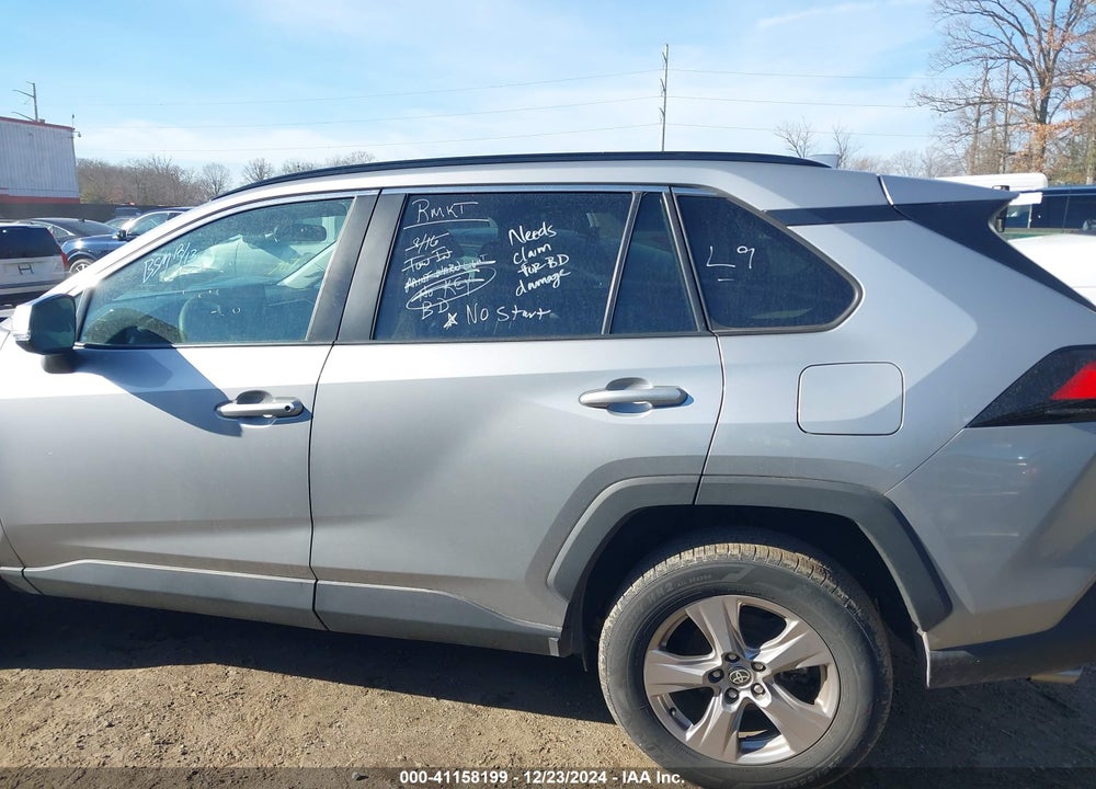 2022 TOYOTA RAV4 VIN: 2T3P1RFV2NW272653