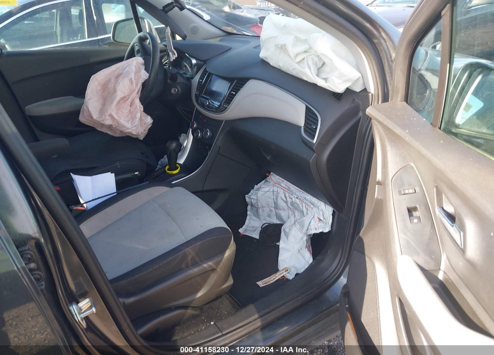 2020 CHEVROLET TRAX FWD LS VIN: 3GNCJKSB3LL198575