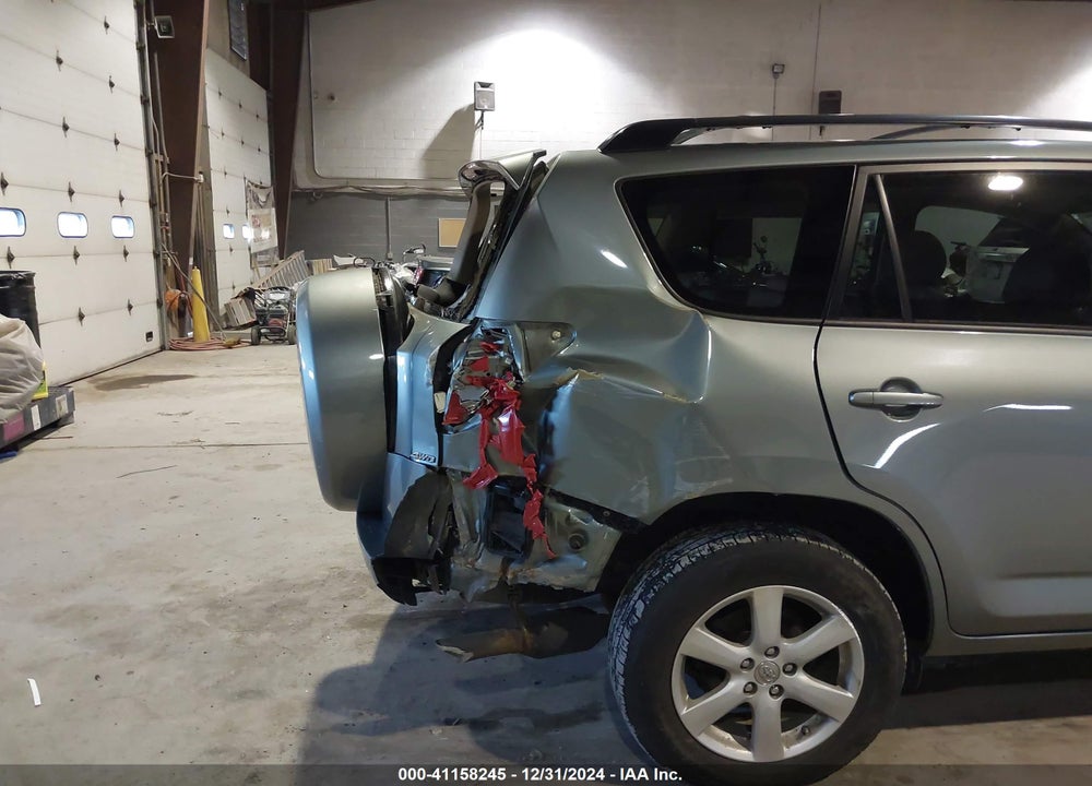 2008 TOYOTA RAV4 LIMITED VIN: JTMBD31V185213367