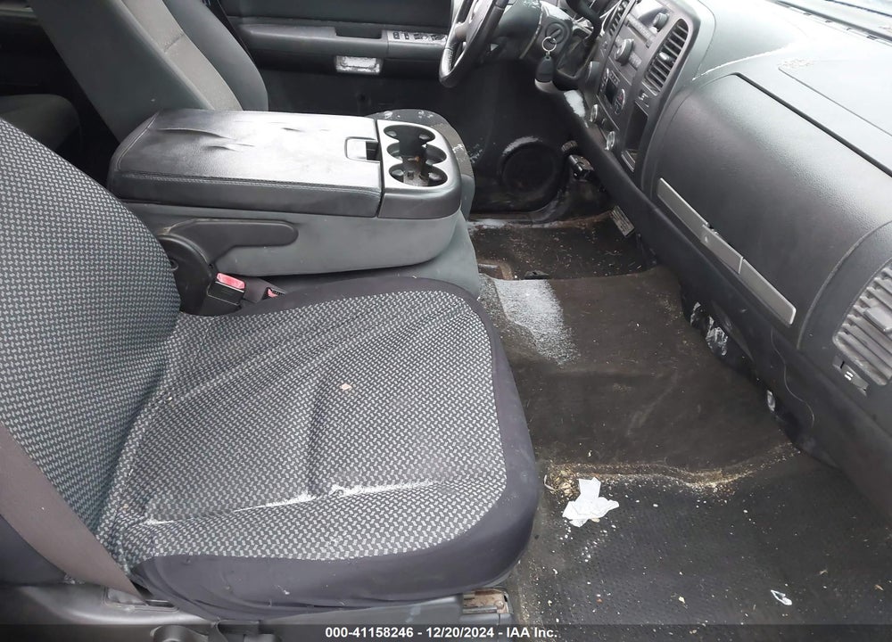 2007 CHEVROLET SILVERADO 1500 LT1 VIN: 2GCEK13C471575809