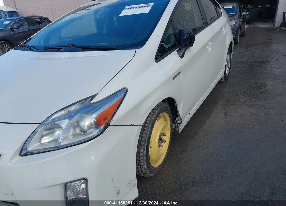 2010 TOYOTA PRIUS III VIN: JTDKN3DUXA0044579