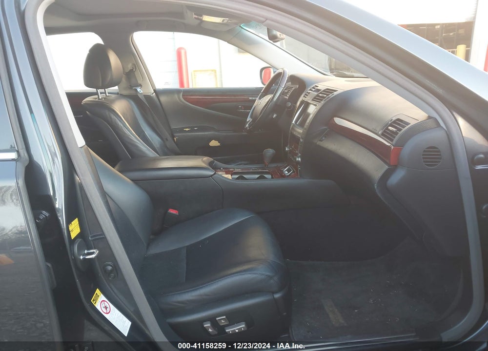 2008 LEXUS LS 460 VIN: JTHBL46F685075771