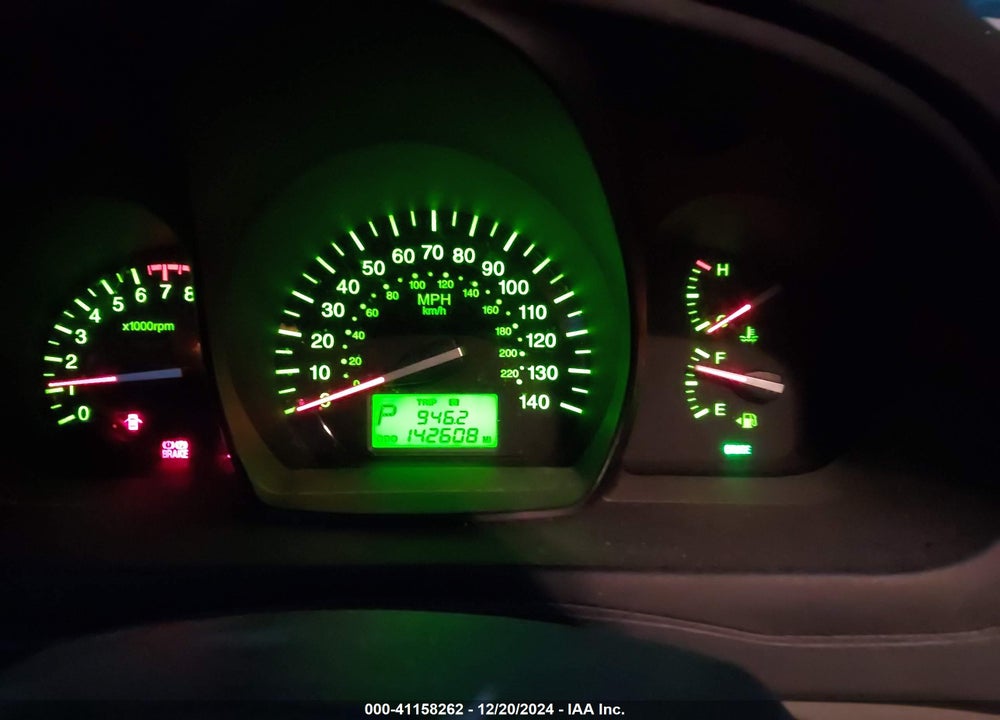 2009 KIA SPECTRA VIN: KNAFE221495589502