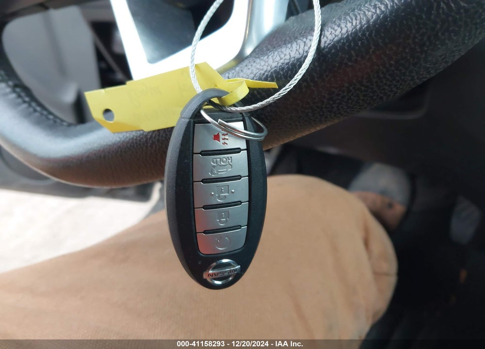 2019 NISSAN ROGUE SV VIN: 5N1AT2MV2KC725836