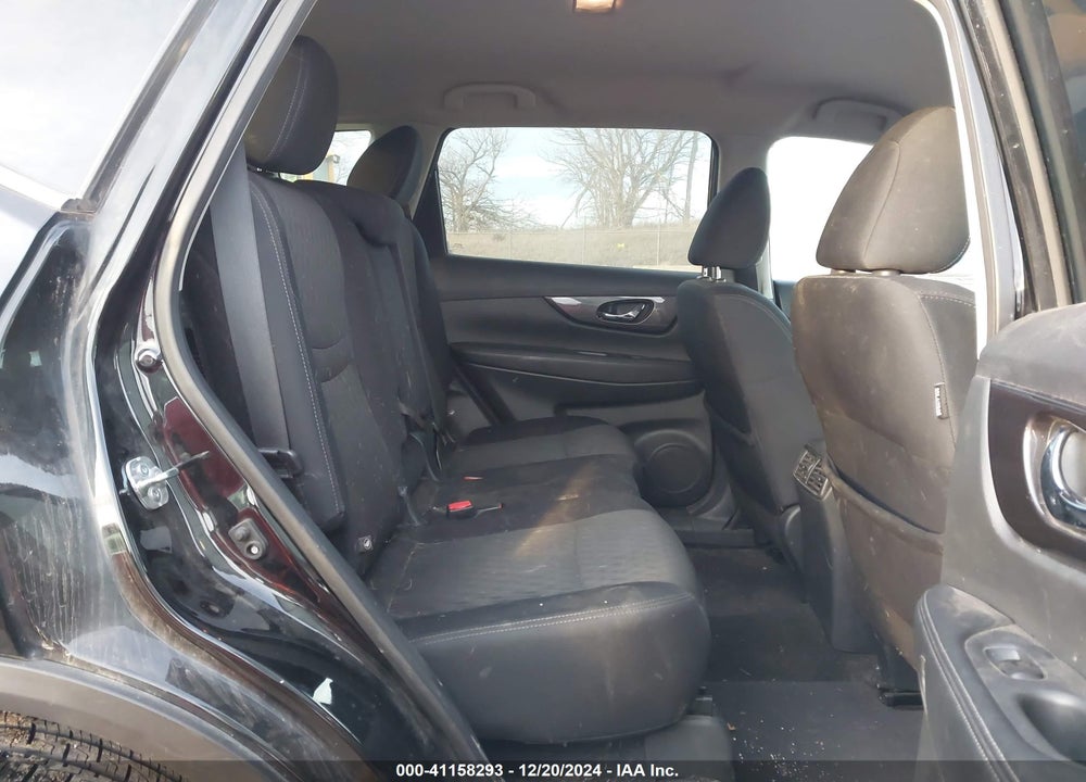 2019 NISSAN ROGUE SV VIN: 5N1AT2MV2KC725836