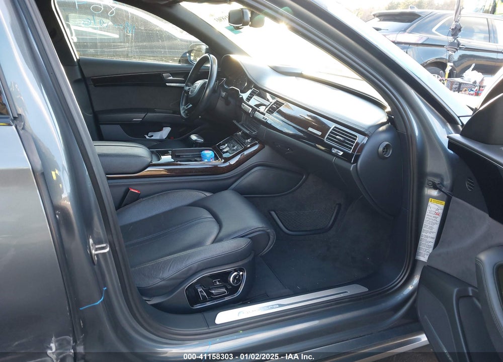 2017 AUDI A8 L 3.0T VIN: WAU44AFD4HN015084