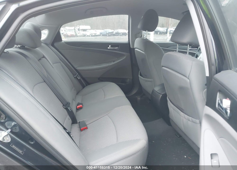 2014 HYUNDAI SONATA VIN: 5NPEB4AC0EH923492