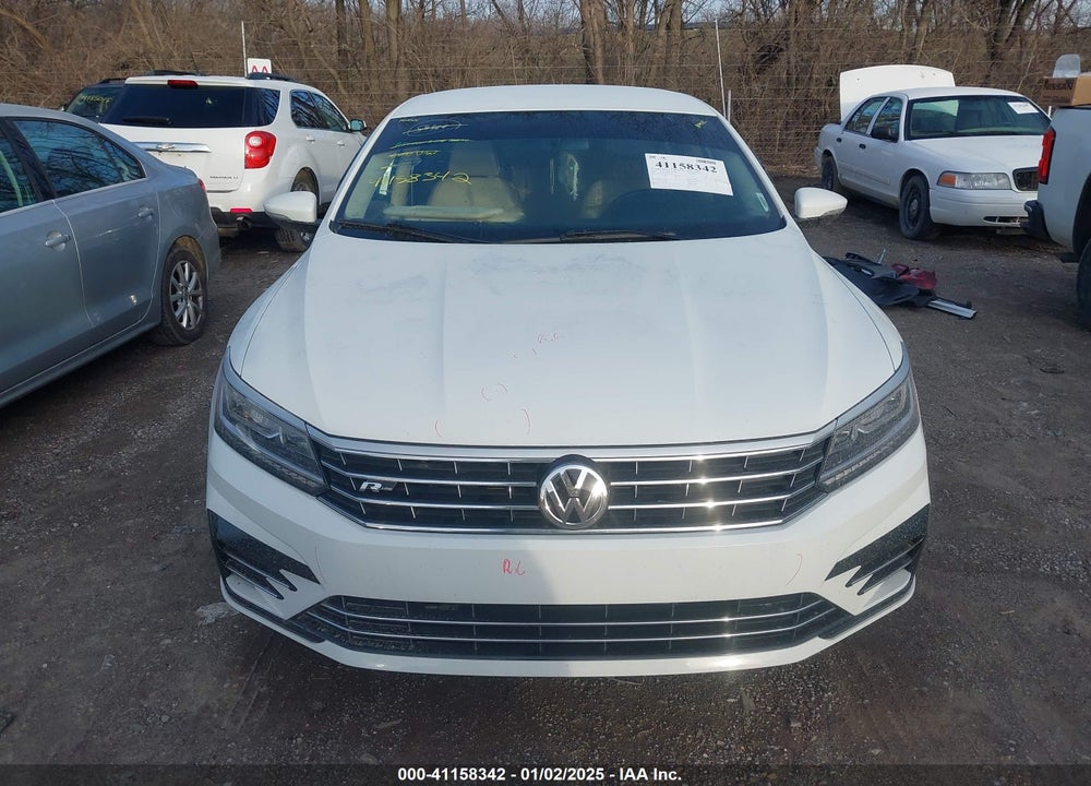 2017 VOLKSWAGEN PASSAT VIN: 1VWDT7A36HC068224