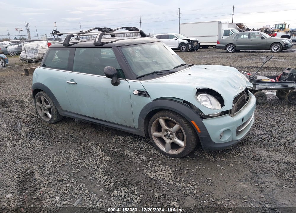 2012 MINI COOPER VIN: WMWSU3C54CT368185