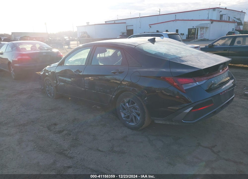 2024 HYUNDAI ELANTRA SEL VIN: KMHLM4DG2RU823742