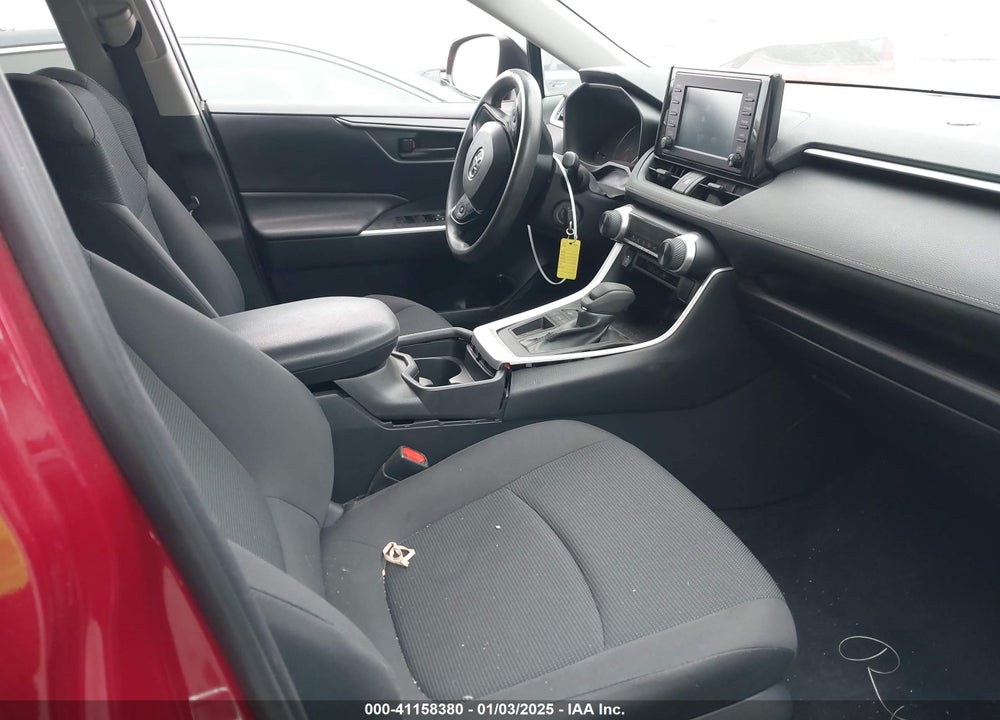 2019 TOYOTA RAV4 LE VIN: 2T3H1RFV1KW010235