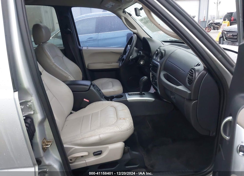 2004 JEEP LIBERTY RENEGADE VIN: 1J4GK38K74W146912