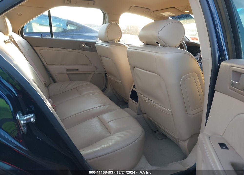 2005 CADILLAC STS V8 VIN: 1G6DC67A750111584