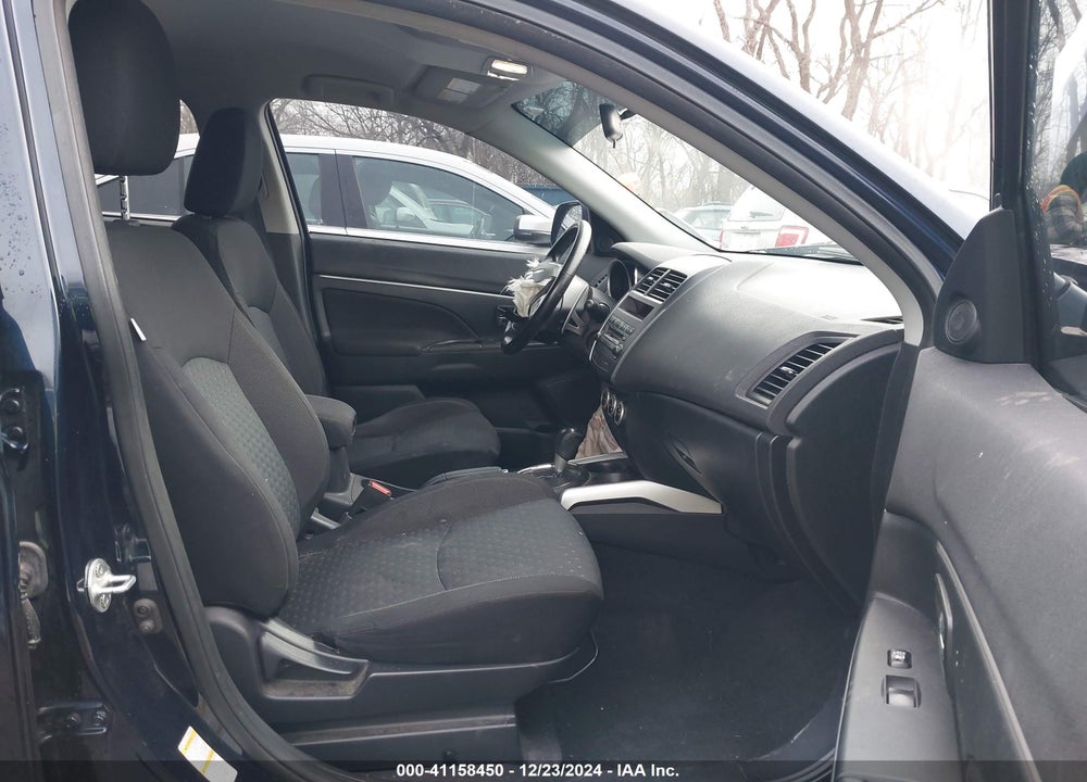 2011 MITSUBISHI OUTLANDER SPORT SE VIN: JA4AR4AU4BZ007951