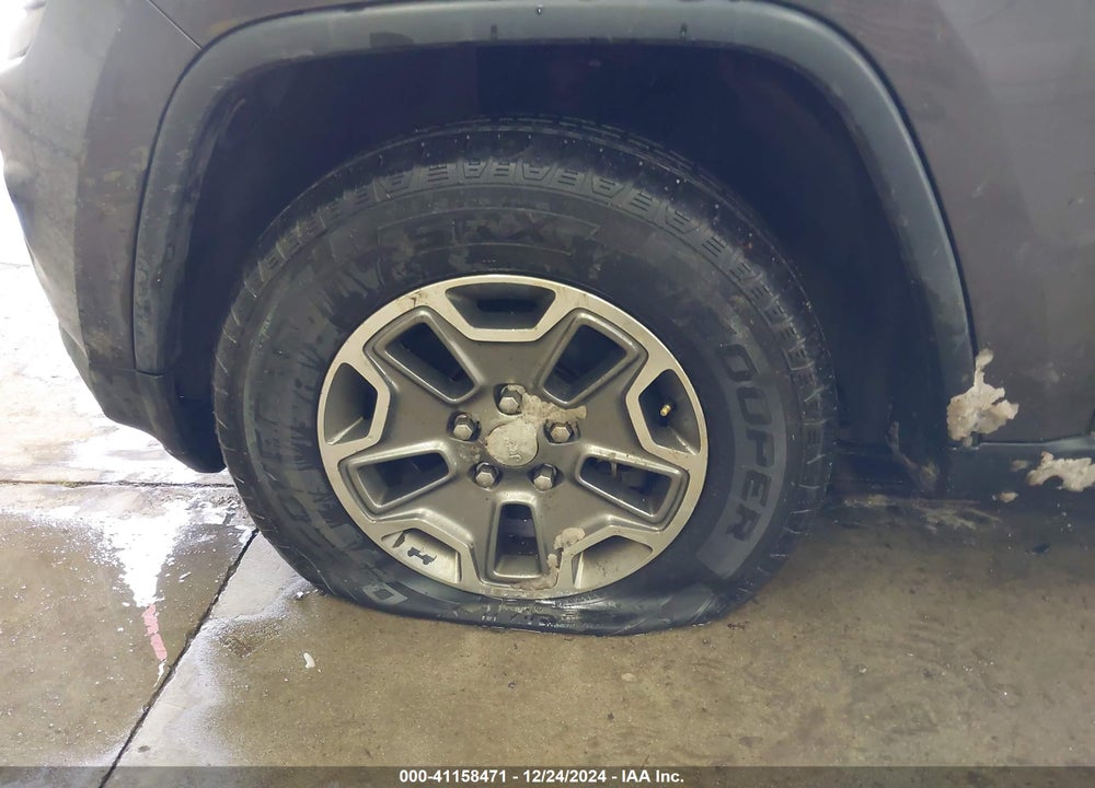 2014 JEEP GRAND CHEROKEE VIN: 1C4RJFAG1EC135321