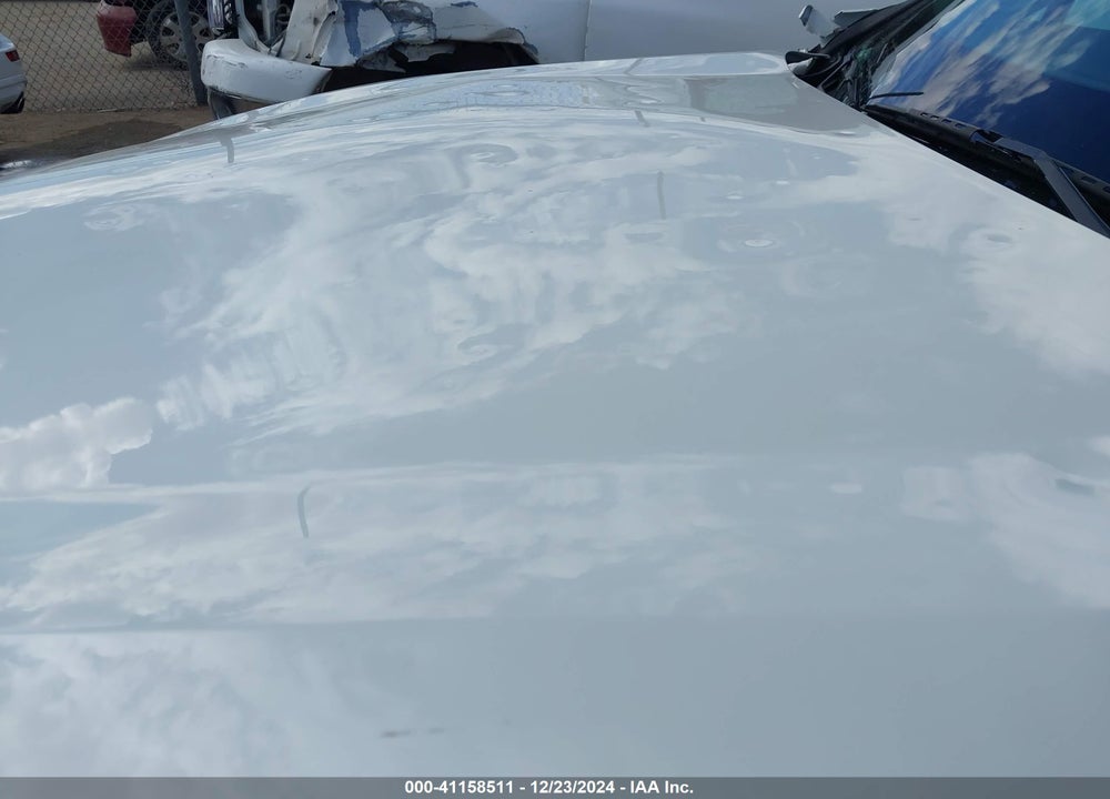 2022 TOYOTA RAV4 VIN: 2T3Y1RFV7NW196836