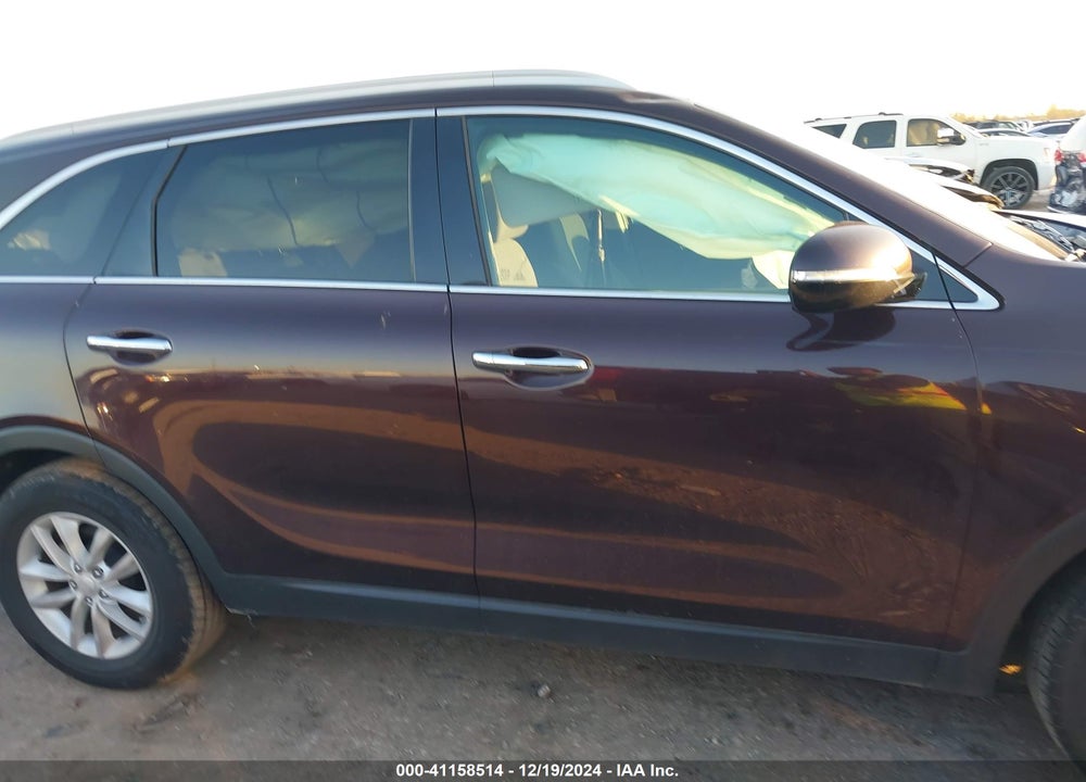 2016 KIA SORENTO 2.4L LX VIN: 5XYPG4A32GG015968