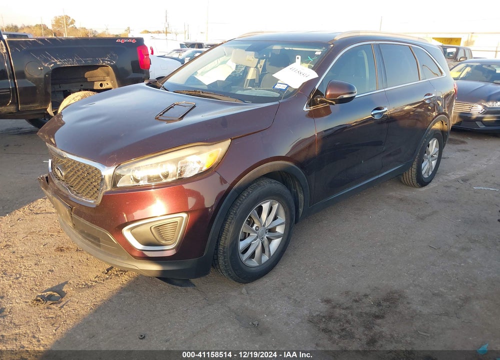 2016 KIA SORENTO 2.4L LX VIN: 5XYPG4A32GG015968