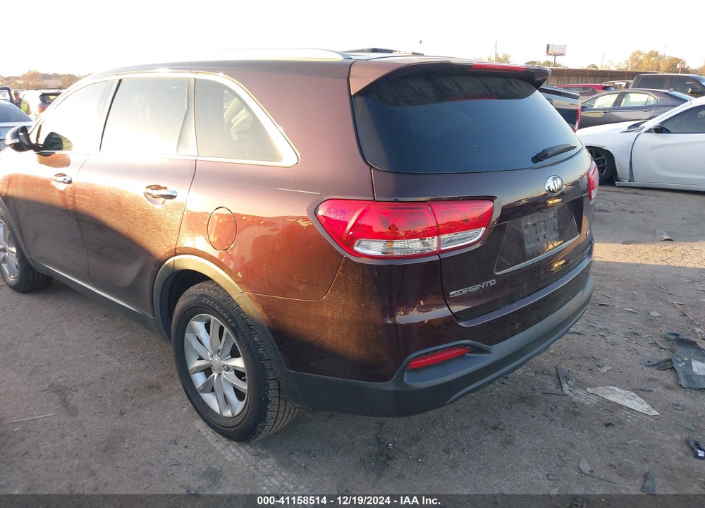 2016 KIA SORENTO 2.4L LX VIN: 5XYPG4A32GG015968
