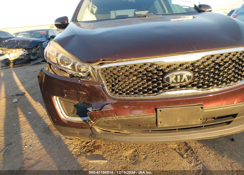 2016 KIA SORENTO 2.4L LX VIN: 5XYPG4A32GG015968