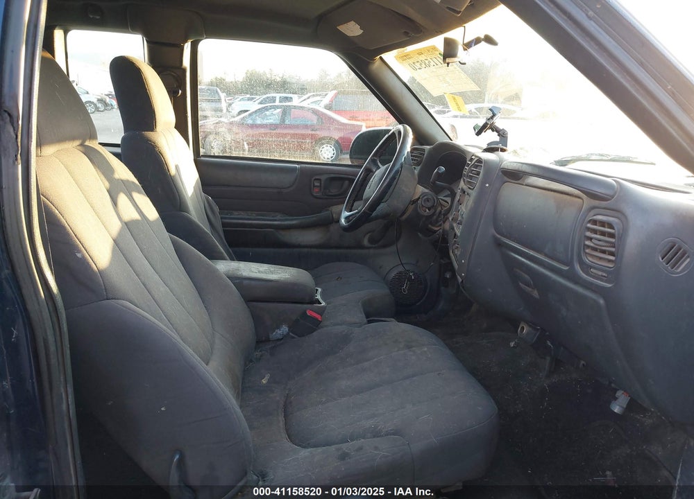 2003 GMC SONOMA SLS VIN: 1GTCS19X438148073