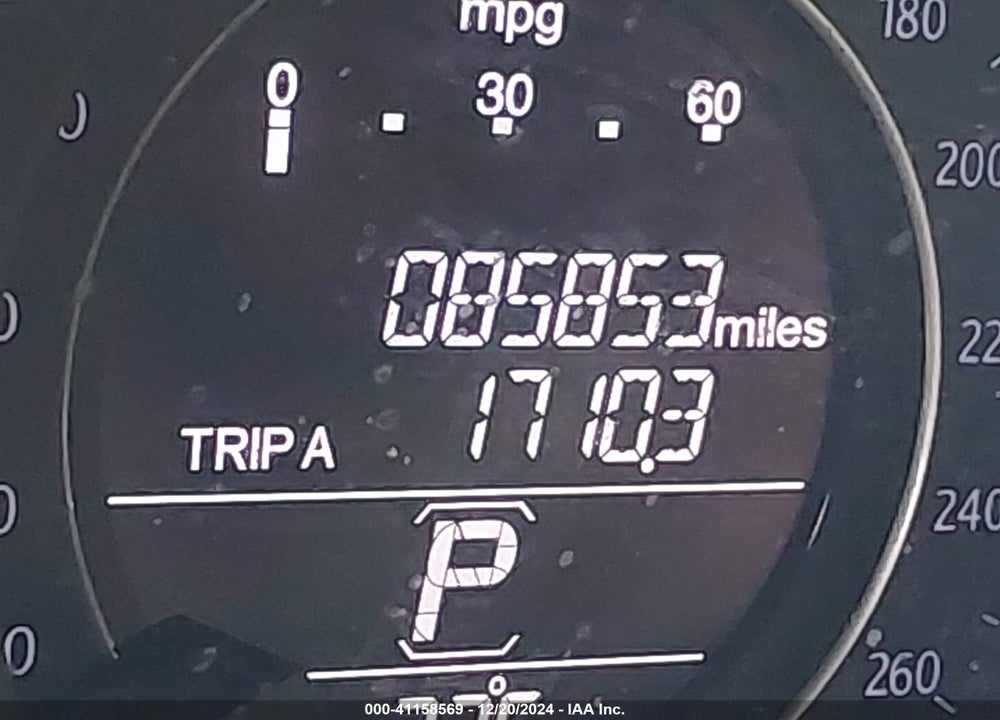 2015 HONDA ACCORD VIN: 1HGCR3F86FA021800