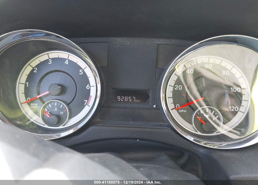 2011 DODGE GRAND CARAVAN EXPRESS VIN: 2D4RN4DG0BR706243
