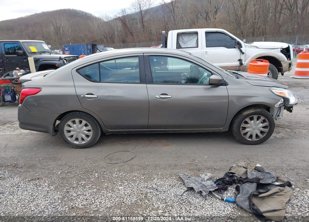 2015 NISSAN VERSA 1.6 SV VIN: 3N1CN7APXFL894574