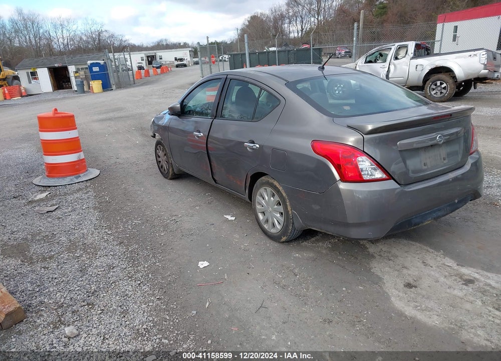 2015 NISSAN VERSA 1.6 SV VIN: 3N1CN7APXFL894574