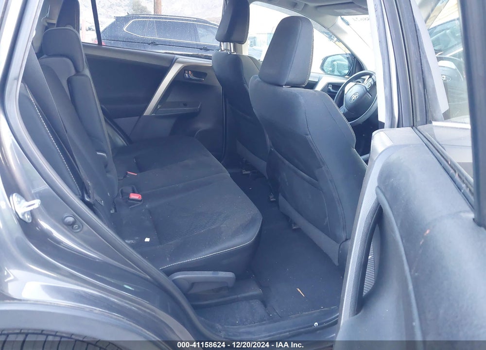 2015 TOYOTA RAV4 XLE VIN: 2T3WFREV0FW191702