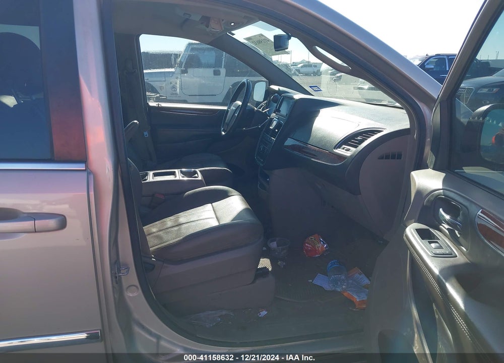 2016 CHRYSLER TOWN & COUNTRY TOURING VIN: 2C4RC1BG1GR197727