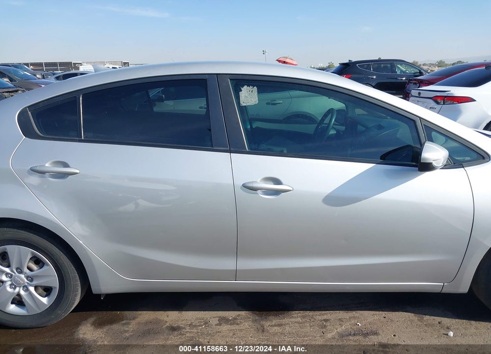 2017 KIA FORTE LX VIN: 3KPFK4A70HE054120