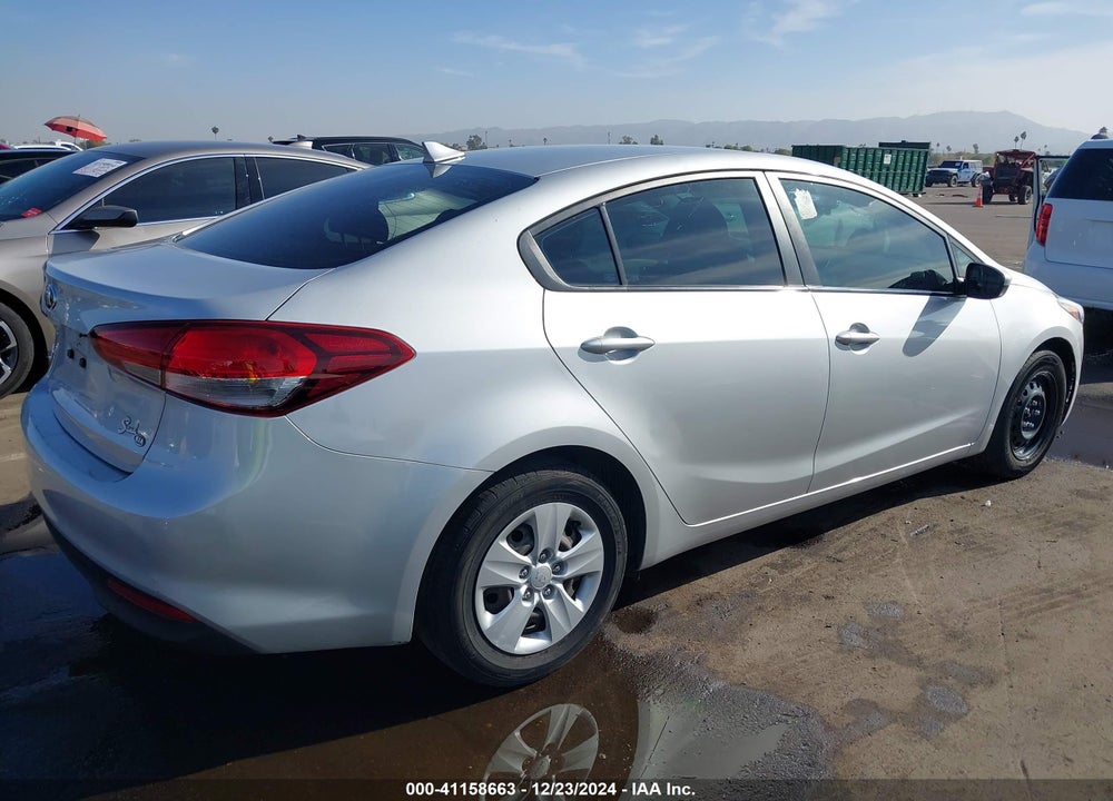 2017 KIA FORTE LX VIN: 3KPFK4A70HE054120