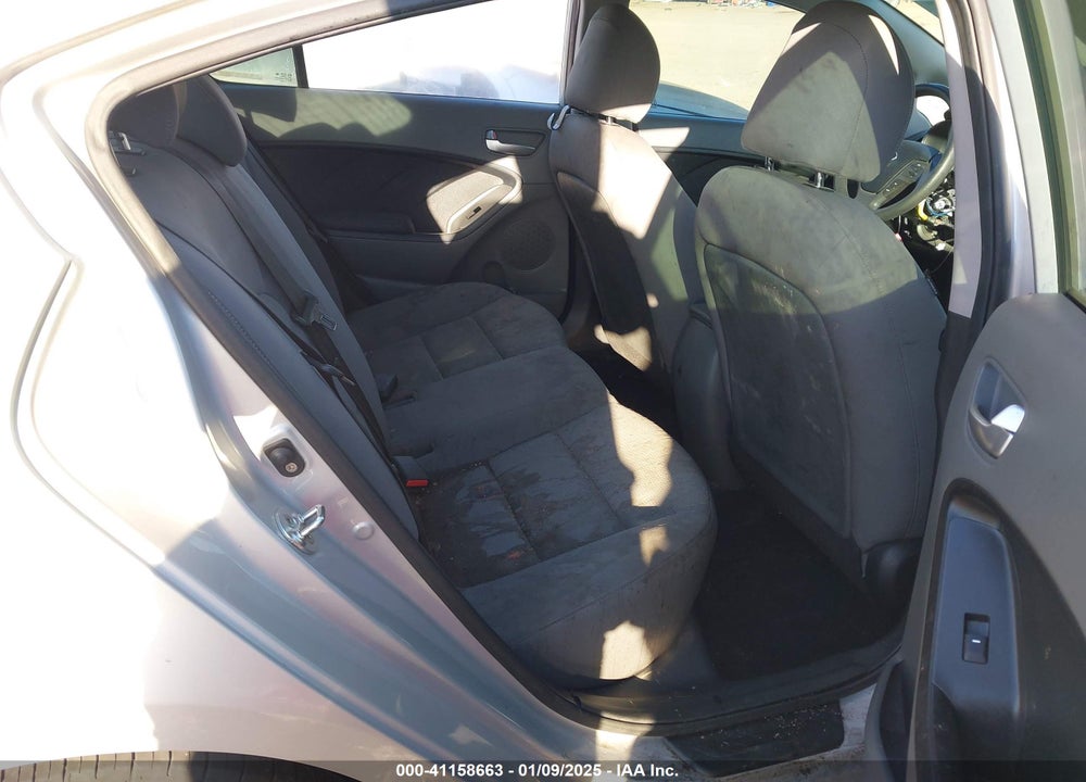 2017 KIA FORTE LX VIN: 3KPFK4A70HE054120