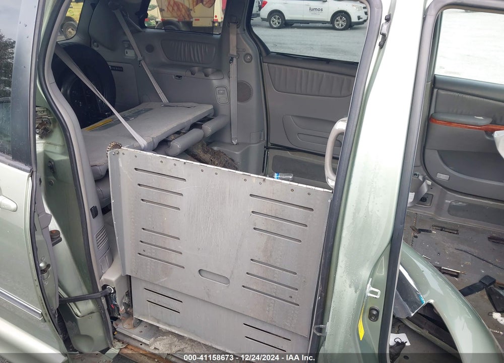 2010 TOYOTA SIENNA LIMITED VIN: 5TDYK4CCXAS301416