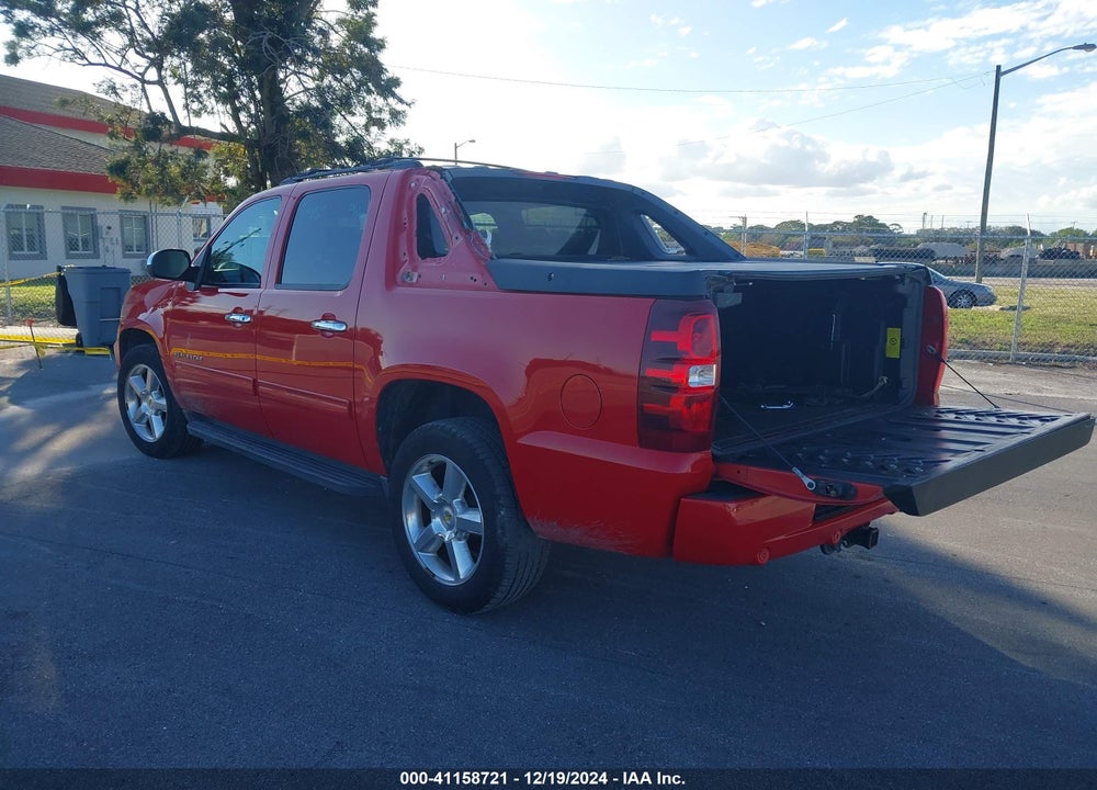 2011 CHEVROLET AVALANCHE 1500 LS VIN: 3GNMCEE07BG218201