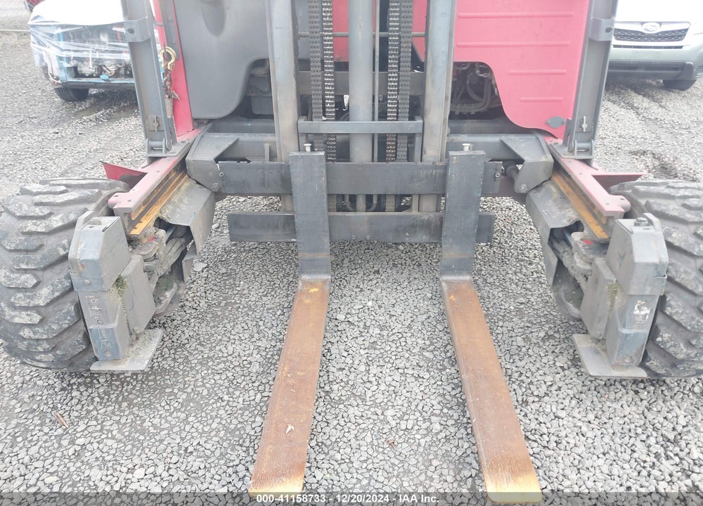 2015 MOFFETT 5000 TRUCK MOUNTED VIN: XO300008